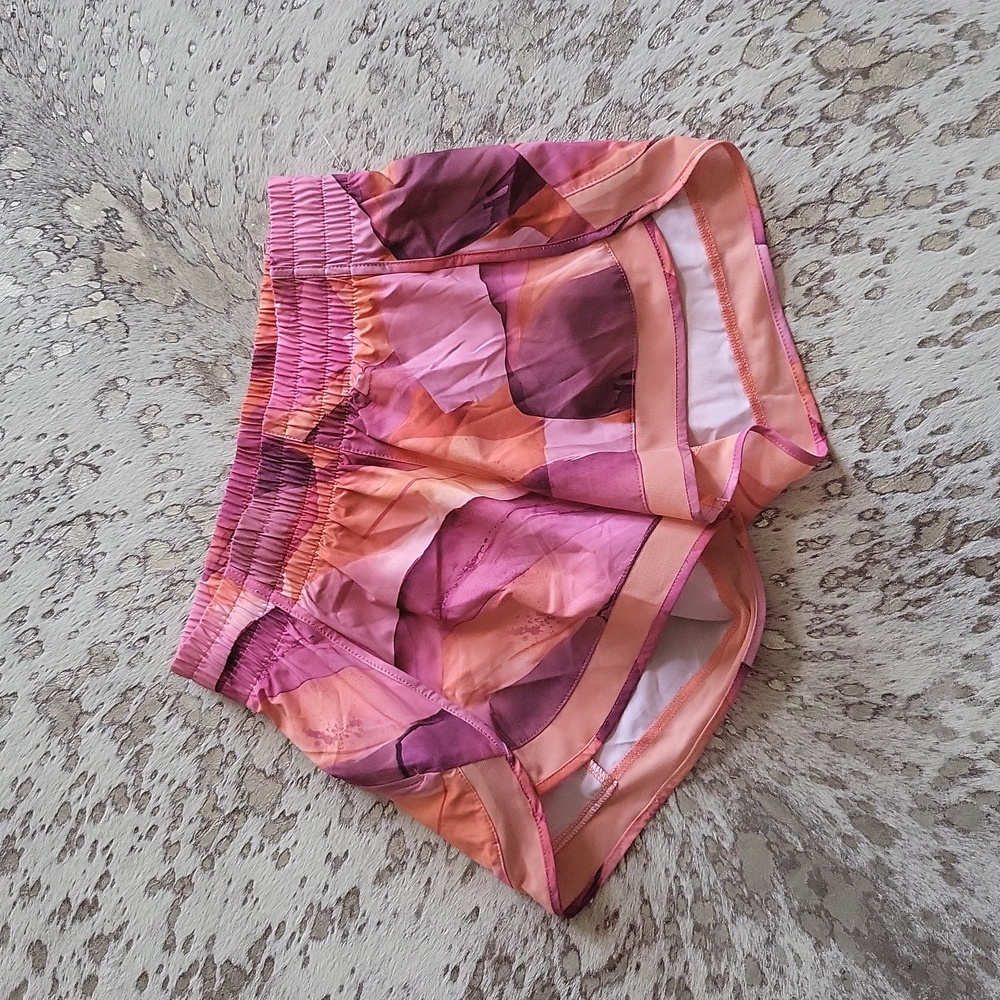 Athleta Printed Mesh Racer Run Short 4" SzXXS - Picture 2 of 7